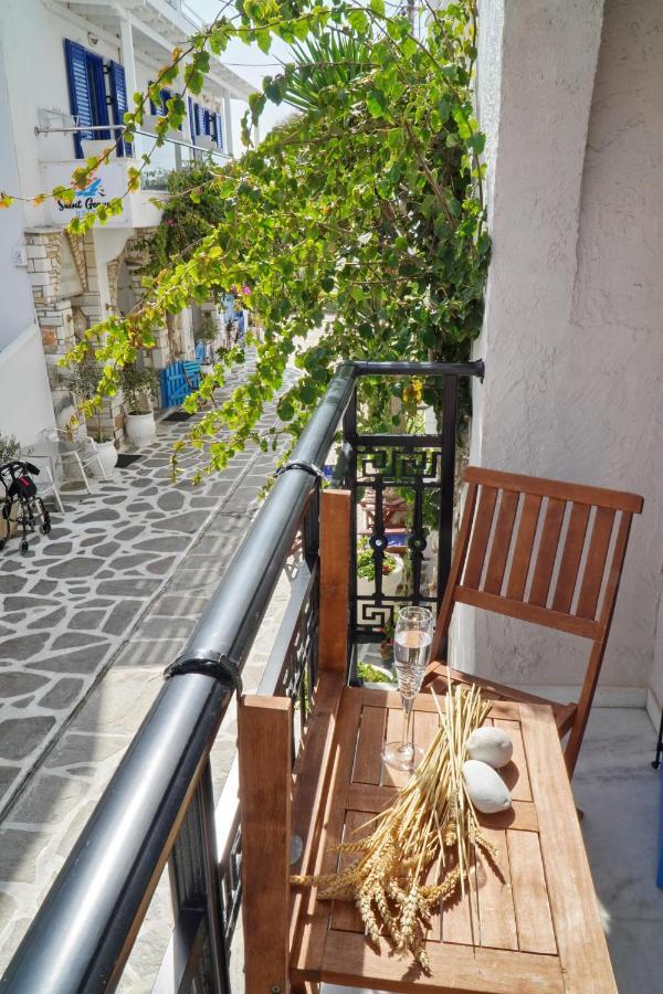 Diogenis Studios Naxos City Exterior foto